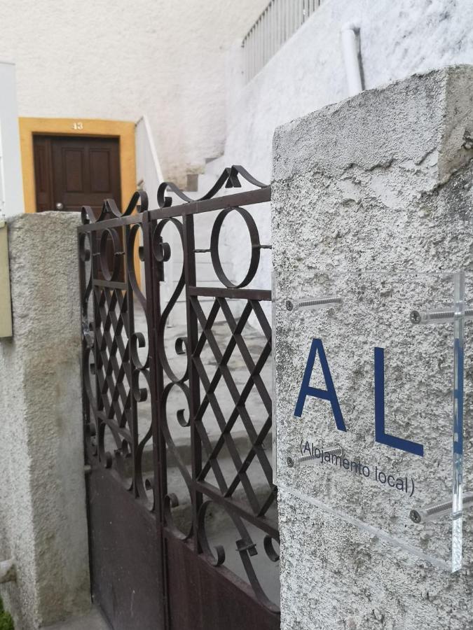 Lemon Tree House Coimbra - Courtyard Garden With City Views エクステリア 写真
