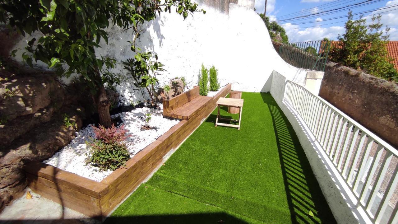Lemon Tree House Coimbra - Courtyard Garden With City Views エクステリア 写真